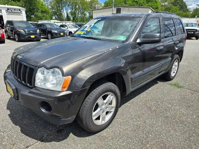 2005 Jeep Grand Cherokee Laredo's photo