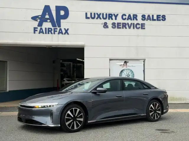 2024 Lucid Air Pure's photo