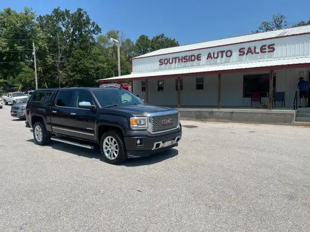 2015 GMC Sierra 4WD Crew Cab Short Box's photo