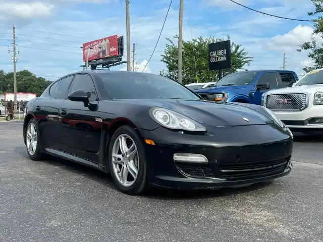 2012 Porsche Panamera 4's photo