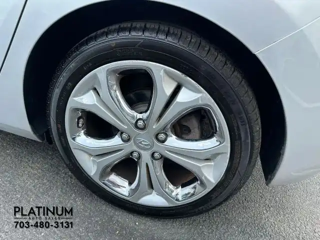 2013 Hyundai Elantra GT 1.8 6-Speed A/T PZEV's photo