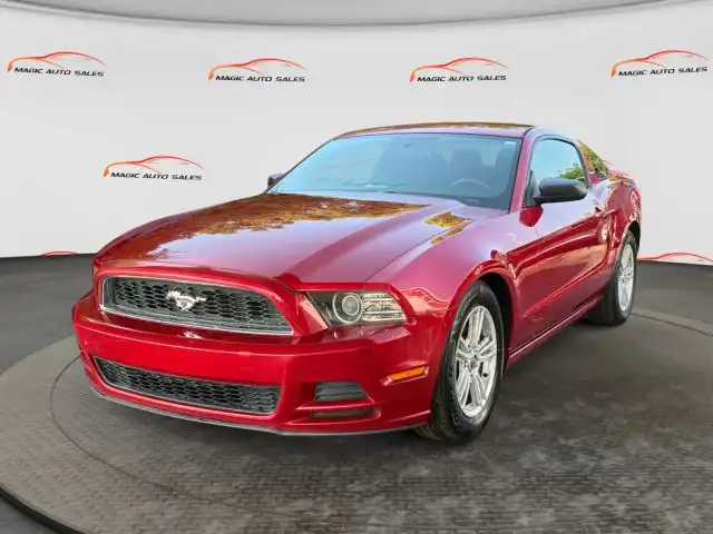 2013 Ford Mustang V6's photo