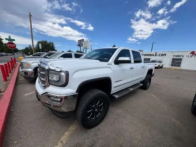 2016 GMC Sierra 4WD Crew Cab Standard Box SLT's photo