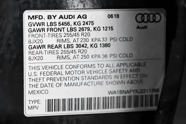 2018 Audi Q5 2.0T quattro S tronic Premium Plus's photo