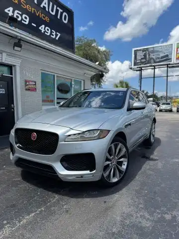 2017 Jaguar F-PACE S AWD's photo