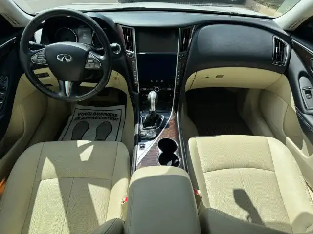 2014 INFINITI Q50 Premium AWD's photo