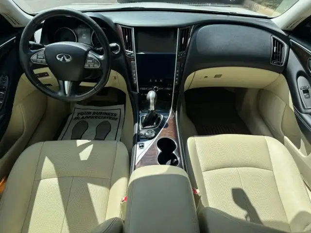 2014 INFINITI Q50 Premium AWD's photo
