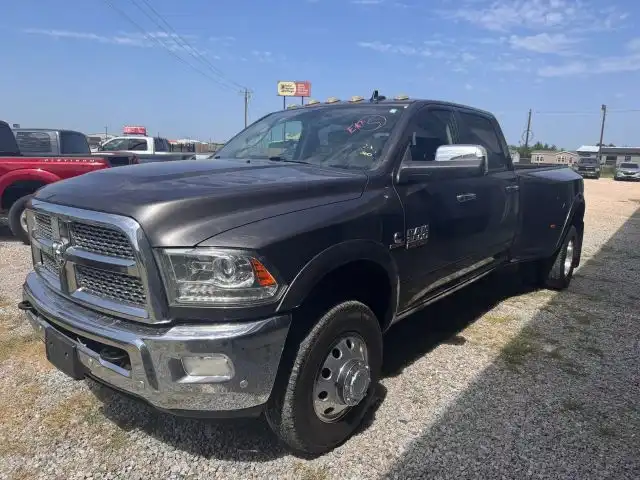 2018 RAM 3500 Laramie 4X4 Crew Cab LWB's photo