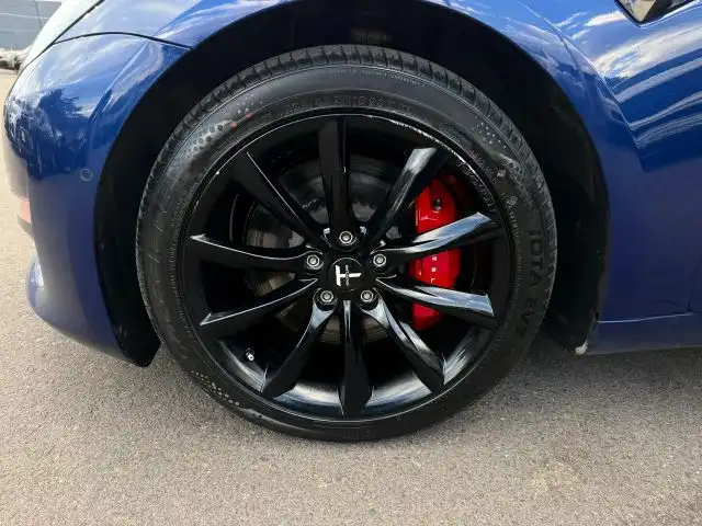 2020 Tesla Model 3 Performance Dual Motor All-Wheel Drive's photo