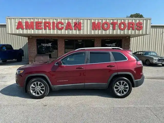 2019 Jeep Cherokee Latitude Plus 4X4's photo