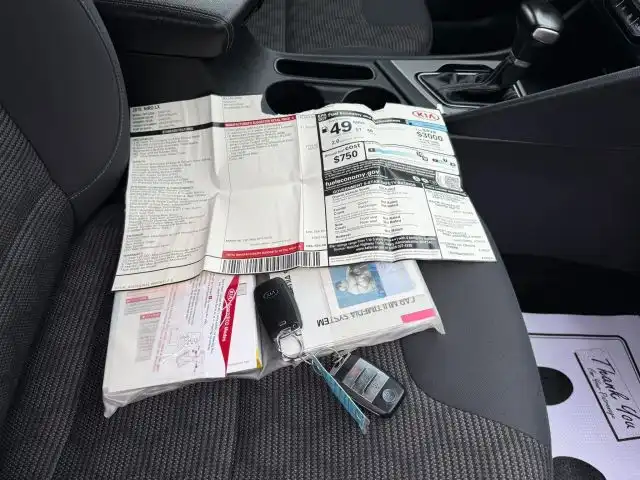 2018 Kia Niro LX's photo