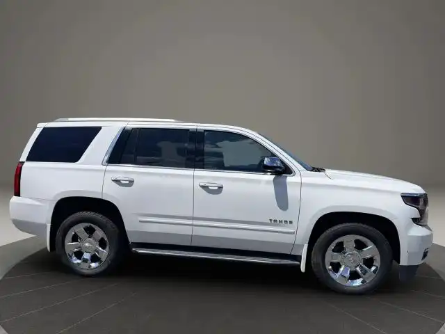 2018 Chevrolet Tahoe 4WD Premier's photo