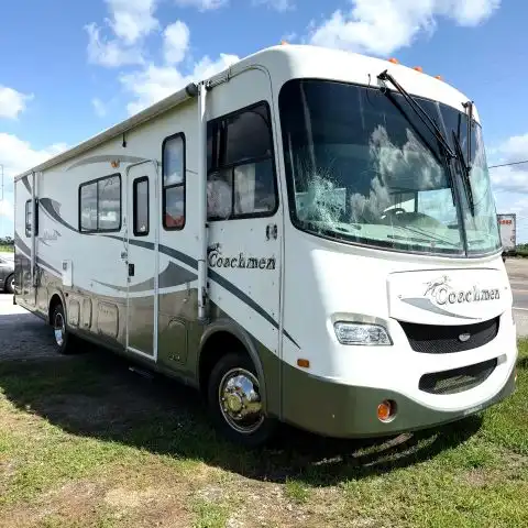 2004 Ford F-550's photo