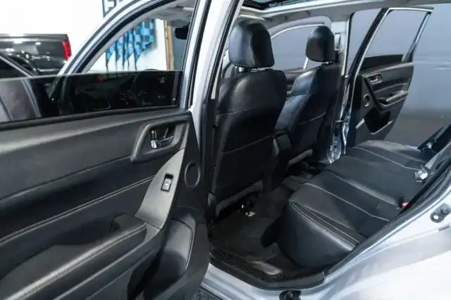 2017 Subaru Forester 2.0XT Touring CVT's photo