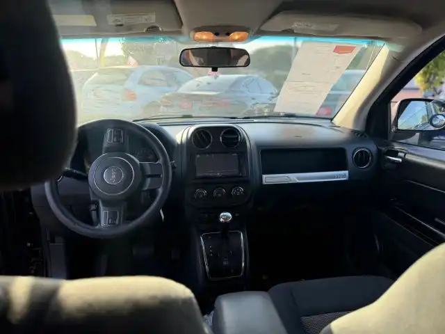 2014 Jeep Compass Sport's photo