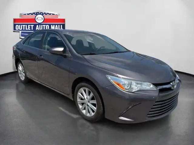 2016 Toyota Camry 2.5 Auto LE's photo
