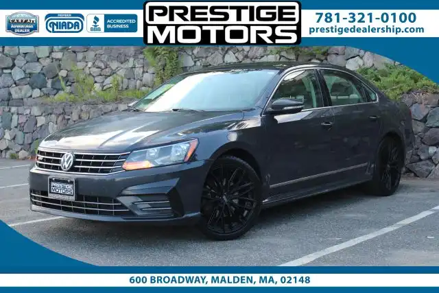 2016 Volkswagen Passat 1.8T R-Line Auto PZEV's photo