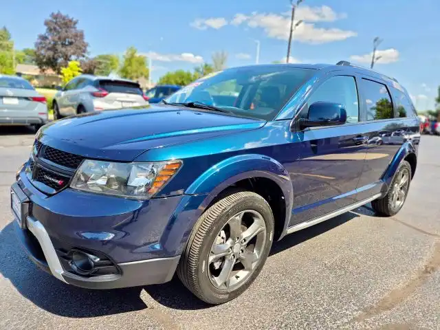 2015 Dodge Journey Crossroad FWD's photo