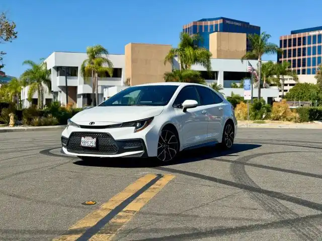 2022 Toyota Corolla SE CVT's photo