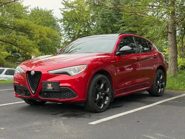 2023 Alfa Romeo Stelvio Veloce AWD's photo