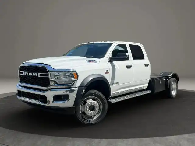 2022 RAM 5500 Tradesman 4X4 Crew Cab DRW 173" WB's photo
