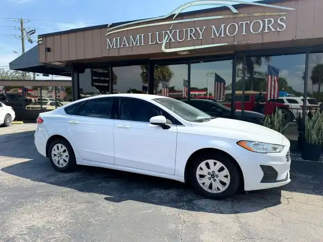 2019 Ford Fusion S FWD's photo