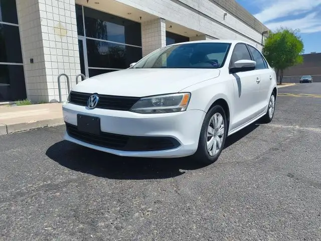 2012 Volkswagen Jetta SE with Convenience 6AT PZEV's photo