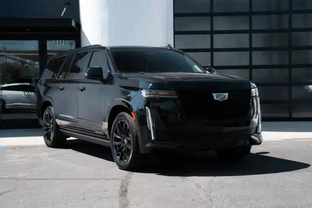 2023 Cadillac Escalade ESV Sport 4WD's photo