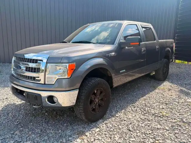 2013 Ford F-150 XLT 4x4 SuperCrew 145-in's photo