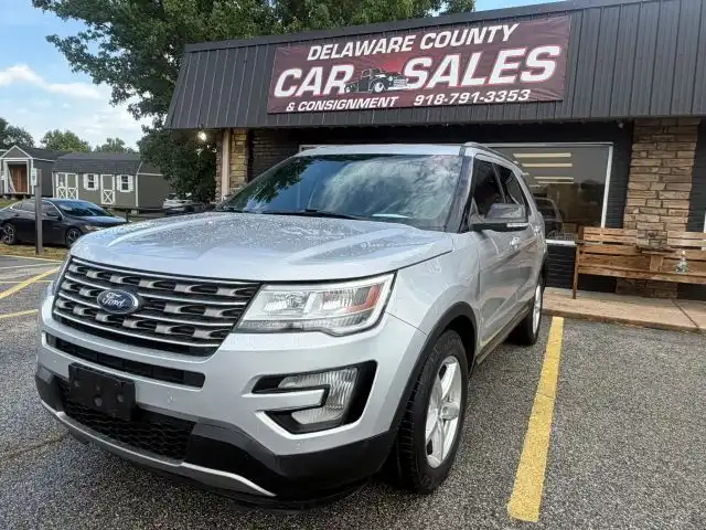 2016 Ford Explorer XLT 4WD's photo