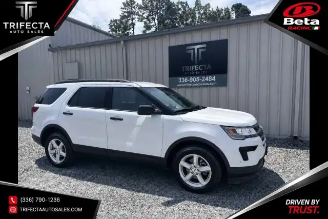 2019 Ford Explorer Base 4WD's photo