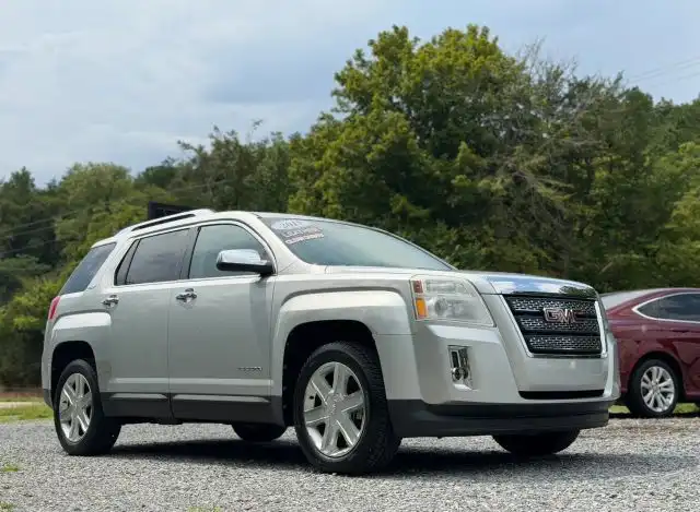 2011 GMC Terrain FWD SLT-2's photo