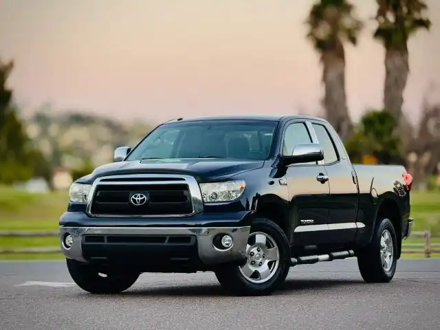 2010 Toyota Tundra 5.7 Auto 4WD Tundra Grade Double Cab's photo