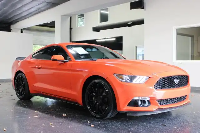 2016 Ford Mustang EcoBoost Coupe Premium's photo