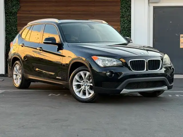 2013 BMW X1 xDrive28i's photo