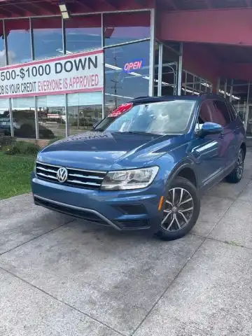 2020 Volkswagen Tiguan 2.0T SE's photo