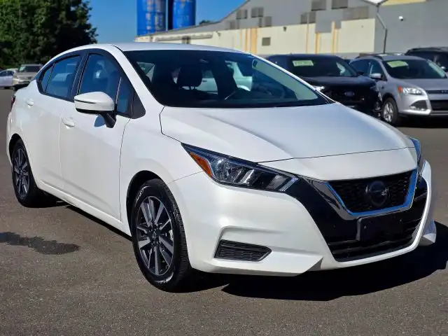 2021 Nissan Versa 1.6 SV CVT's photo