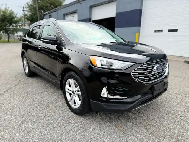 2020 Ford Edge SEL AWD's photo