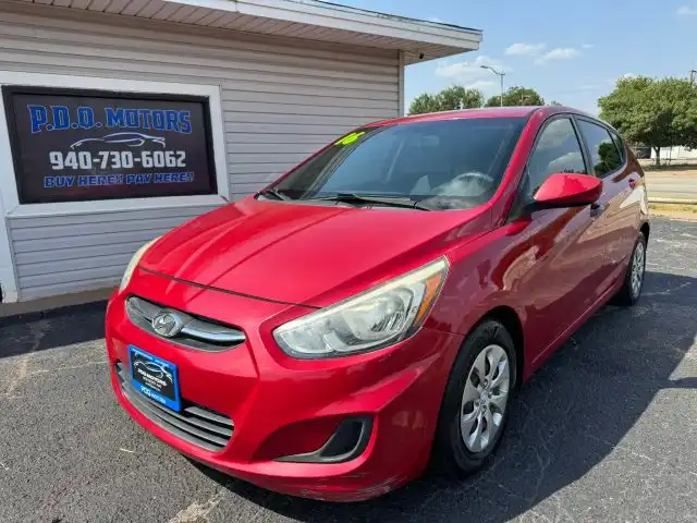 2016 Hyundai Accent SE 5-Door 6-Speed Automatic's photo