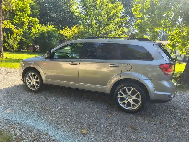 2018 Dodge Journey SXT FWD's photo