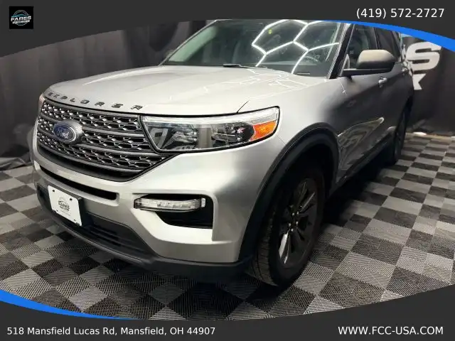 2021 Ford Explorer XLT 4WD's photo