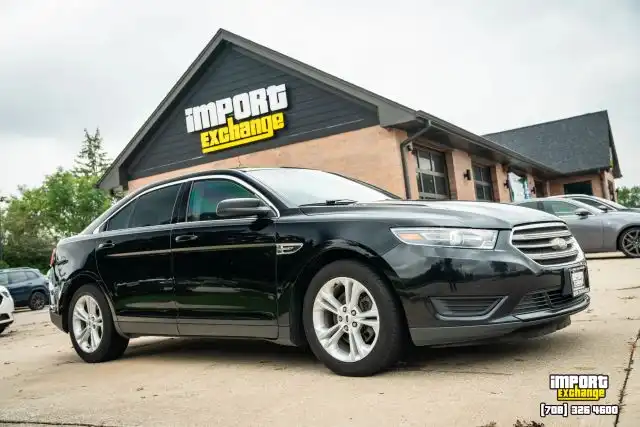 2018 Ford Taurus SE FWD's photo