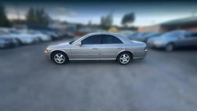2000 Lincoln LS V8's photo