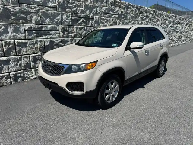 2011 Kia Sorento LX 4WD Auto's photo