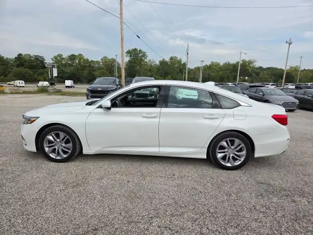 2018 Honda Accord 1.5T LX CVT's photo