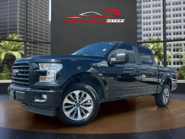 2017 Ford F-150 XL 4WD SuperCrew 5-1/2' Box's photo