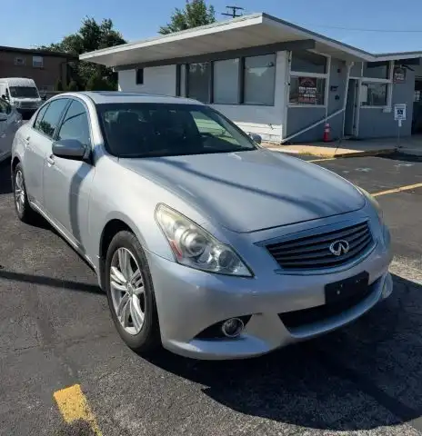 2013 INFINITI G AWD 37x's photo