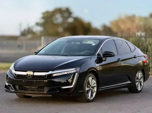 2019 Honda Clarity Plug-In Hybrid Touring's photo