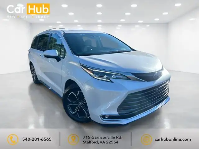 2026 Toyota Sienna Platinum 7-Passenger Hybrid AWD's photo