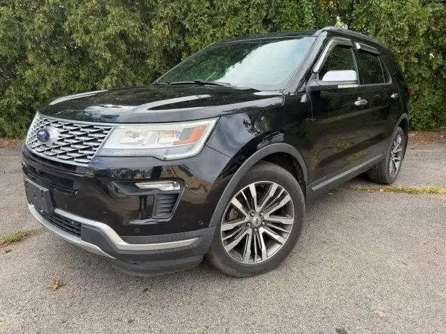 2019 Ford Explorer Platinum 4WD's photo